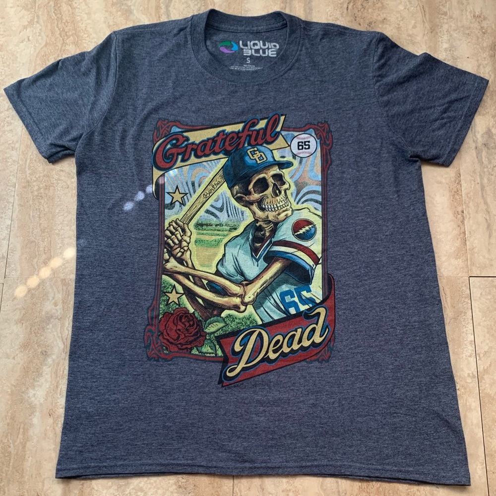 GRATEFUL DEAD
GD On-Deck Dark Blue T-shirt